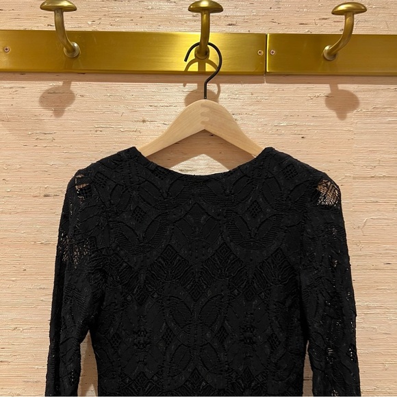 Nightcap Lace Backless Dress - Picture 6 of 10